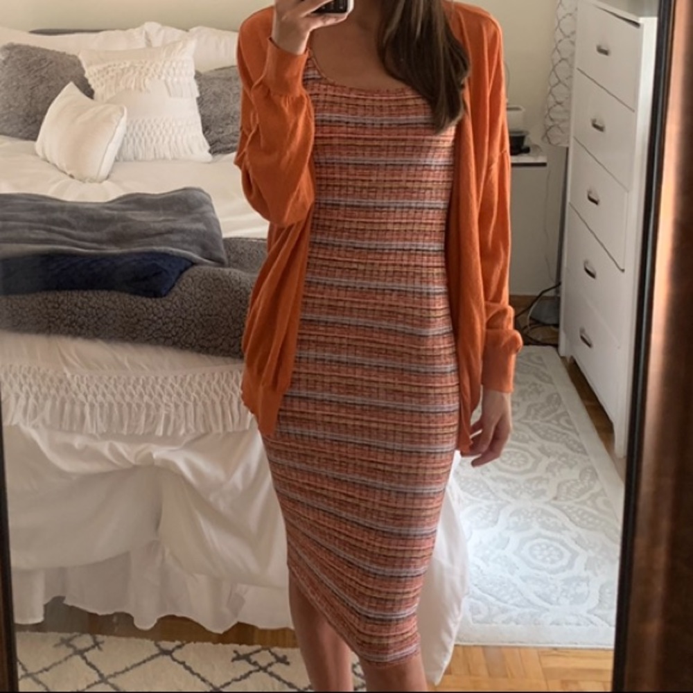 F21 Multi Color Striped Bodycon Dress💗💙